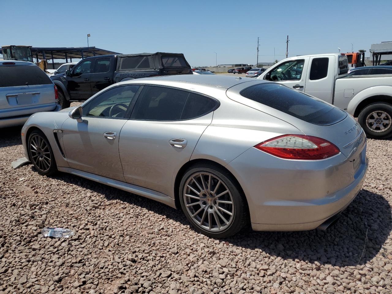 WP0AA2A70CL015514 2012 Porsche Panamera 2