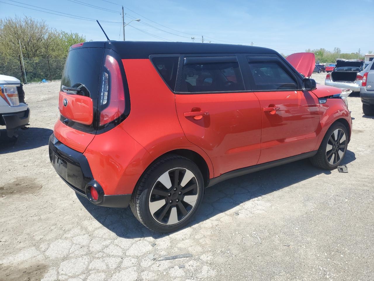 KNDJP3A51G7374517 2016 Kia Soul +