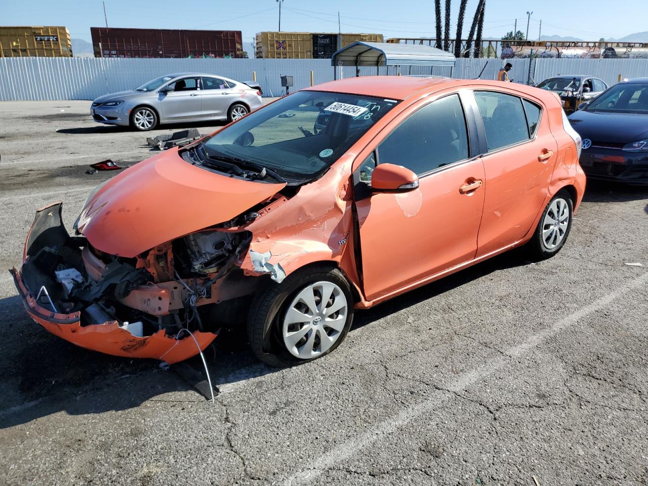 2013 Toyota Prius C vin: JTDKDTB31D1038603