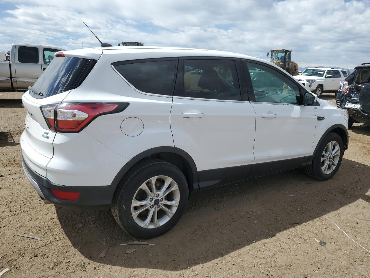 1FMCU9GD3HUA14263 FORD ESCAPE 2017