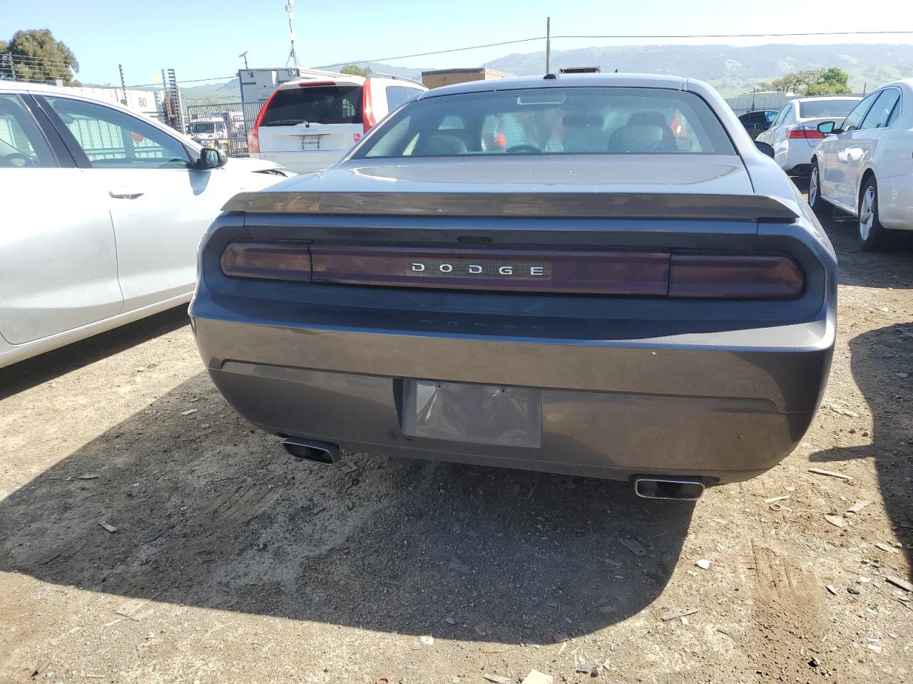 2C3CDYBT2EH299487 2014 Dodge Challenger R/T