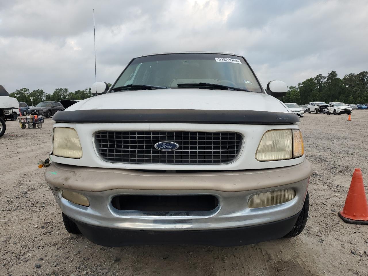 1FMRU17L0WLB85963 1998 Ford Expedition