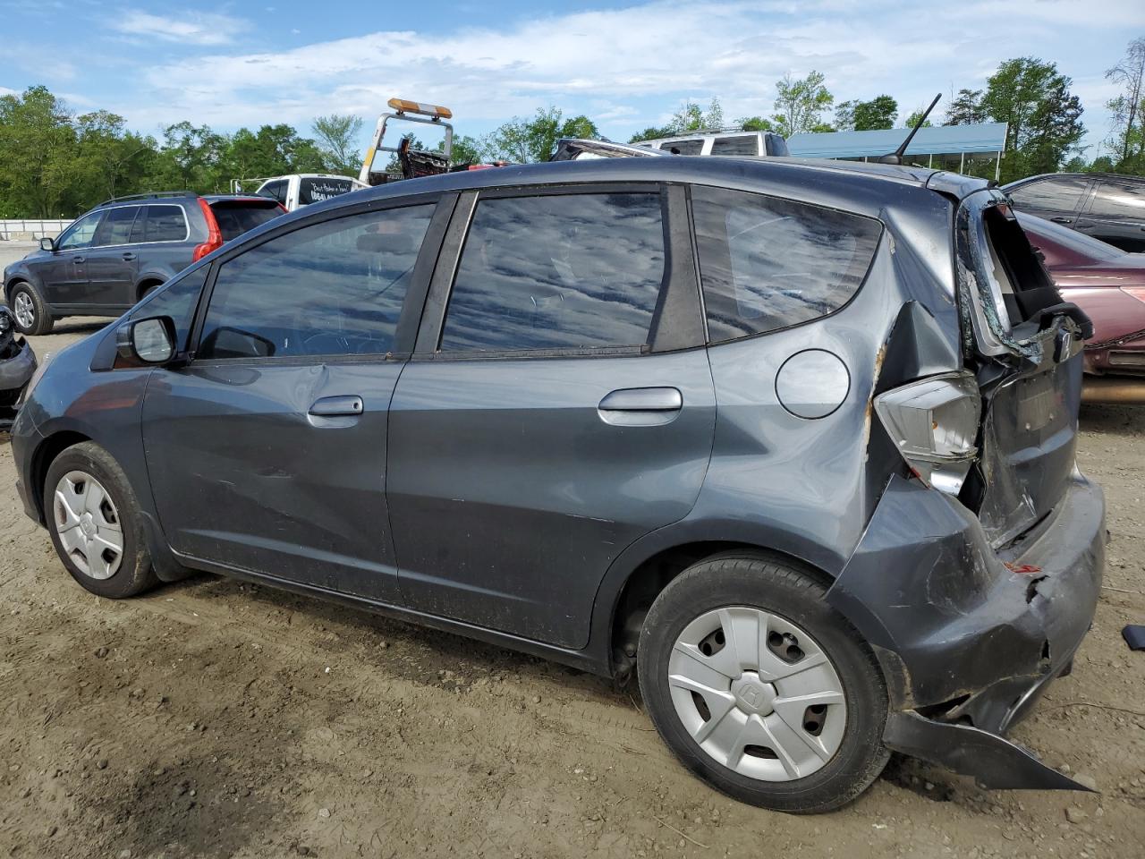 2013 Honda Fit vin: JHMGE8H38DC025812