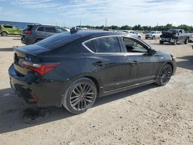 19UDE2F82NA007837 Acura ILX PREMIU 3