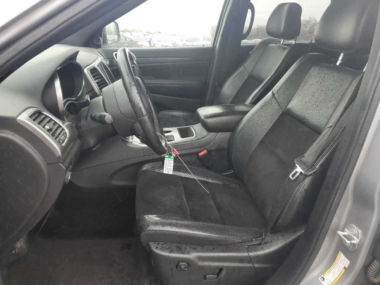 1C4RJFAG3JC469974 2018 Jeep Grand Cherokee Laredo