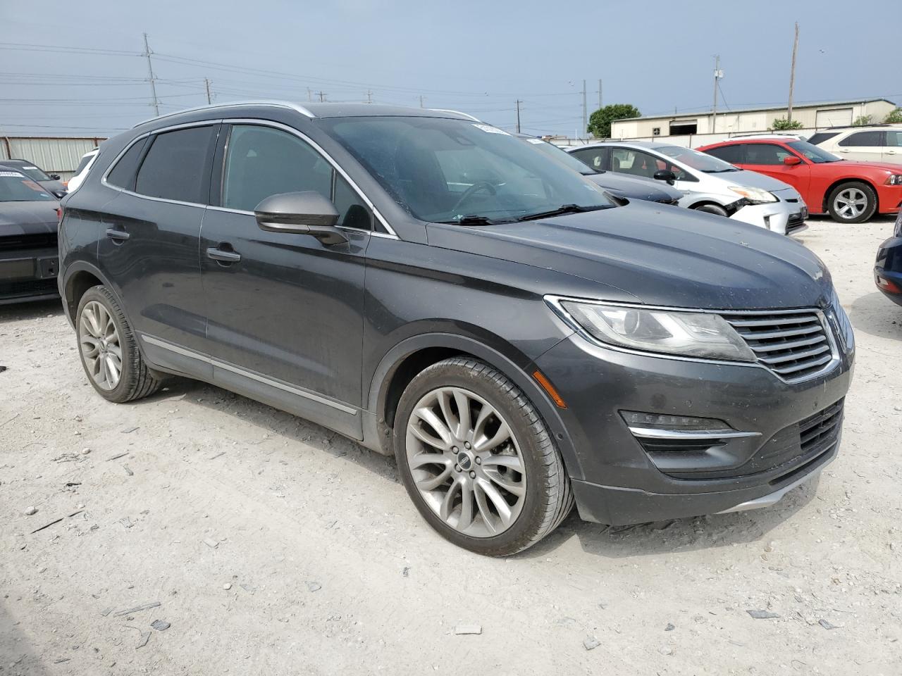 5LMCJ3C91HUL57643 2017 Lincoln Mkc Reserve