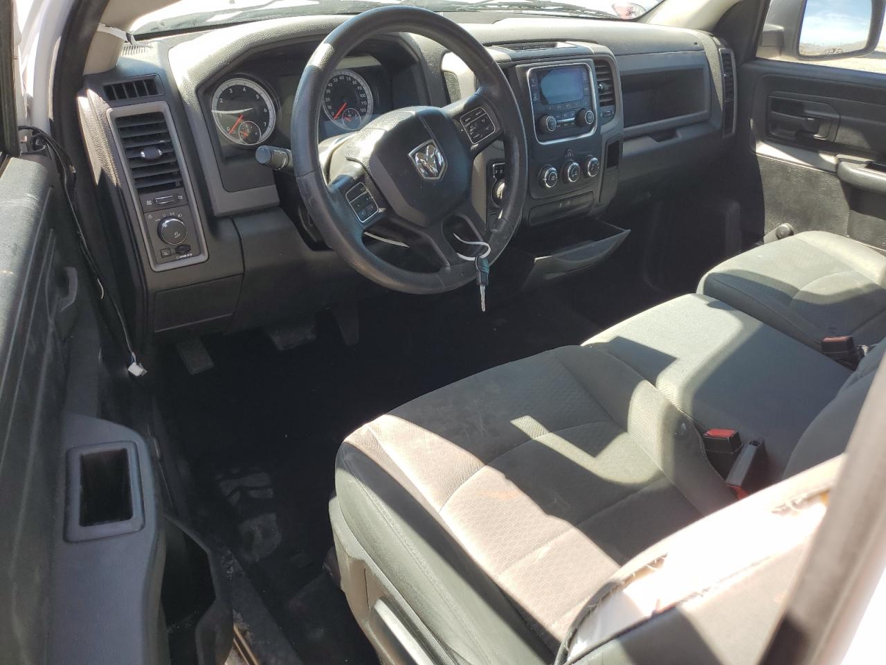 3C6JR6AG5FG619312 2015 Ram 1500 St