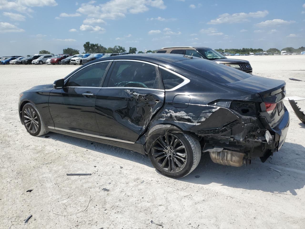 KMHGN4JE5FU098649 2015 Hyundai Genesis 3.8L