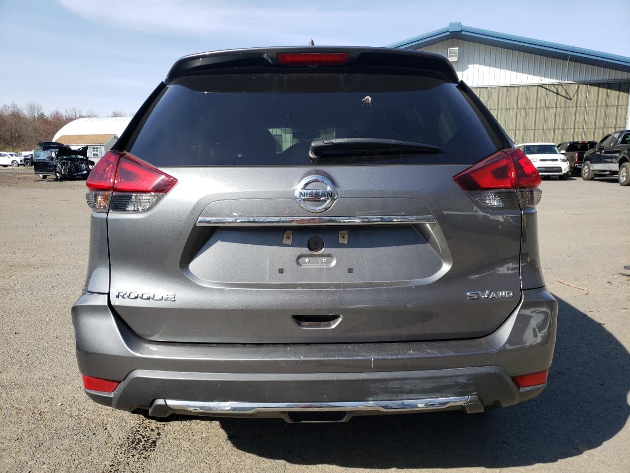 5N1AT2MV7JC765585 NISSAN ROGUE 2018