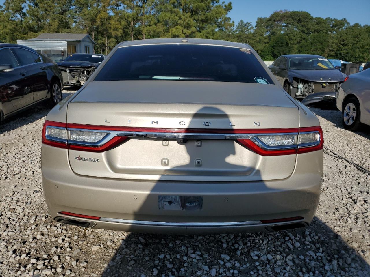 1LN6L9PK4H5605839 2017 Lincoln Continental Premiere