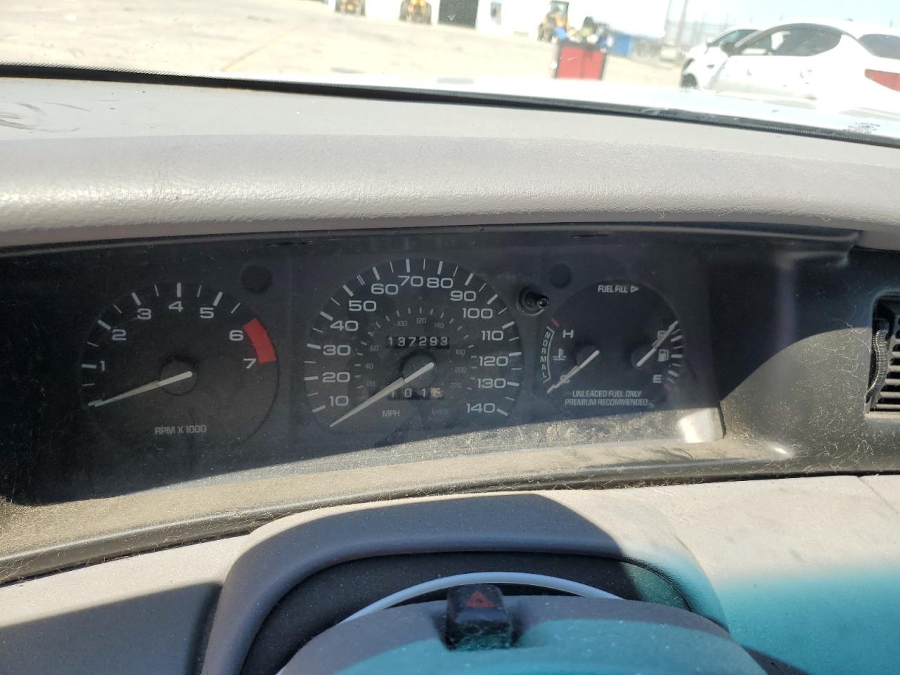 1LNLM91V0RY752758 1994 Lincoln Mark Viii