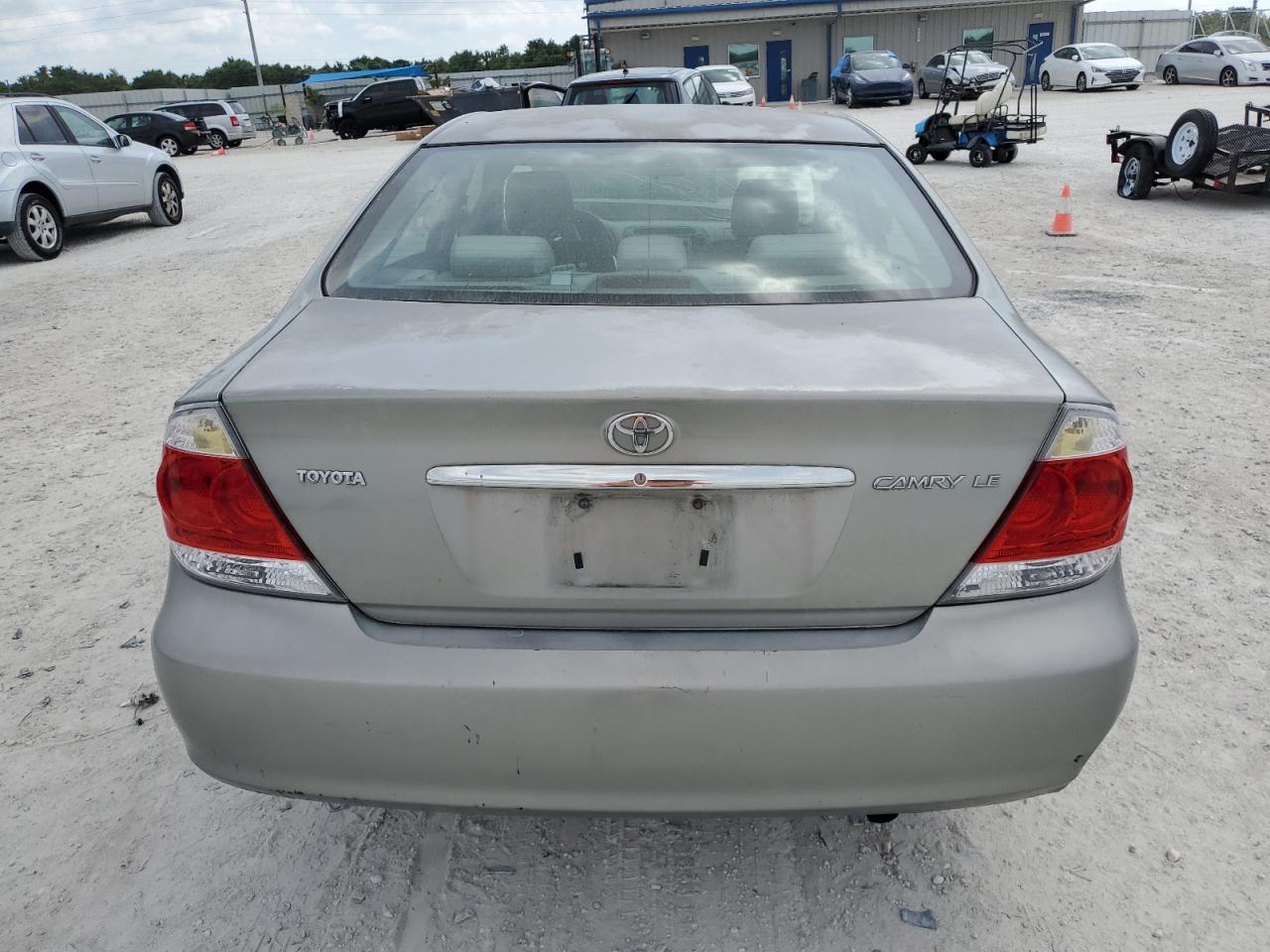 4T1BE32K05U586673 2005 Toyota Camry Le