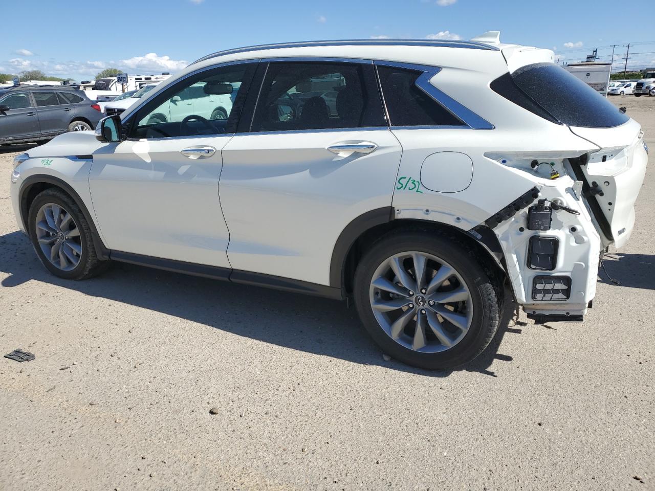 3PCAJ5M30KF133753 2019 Infiniti Qx50 Essential