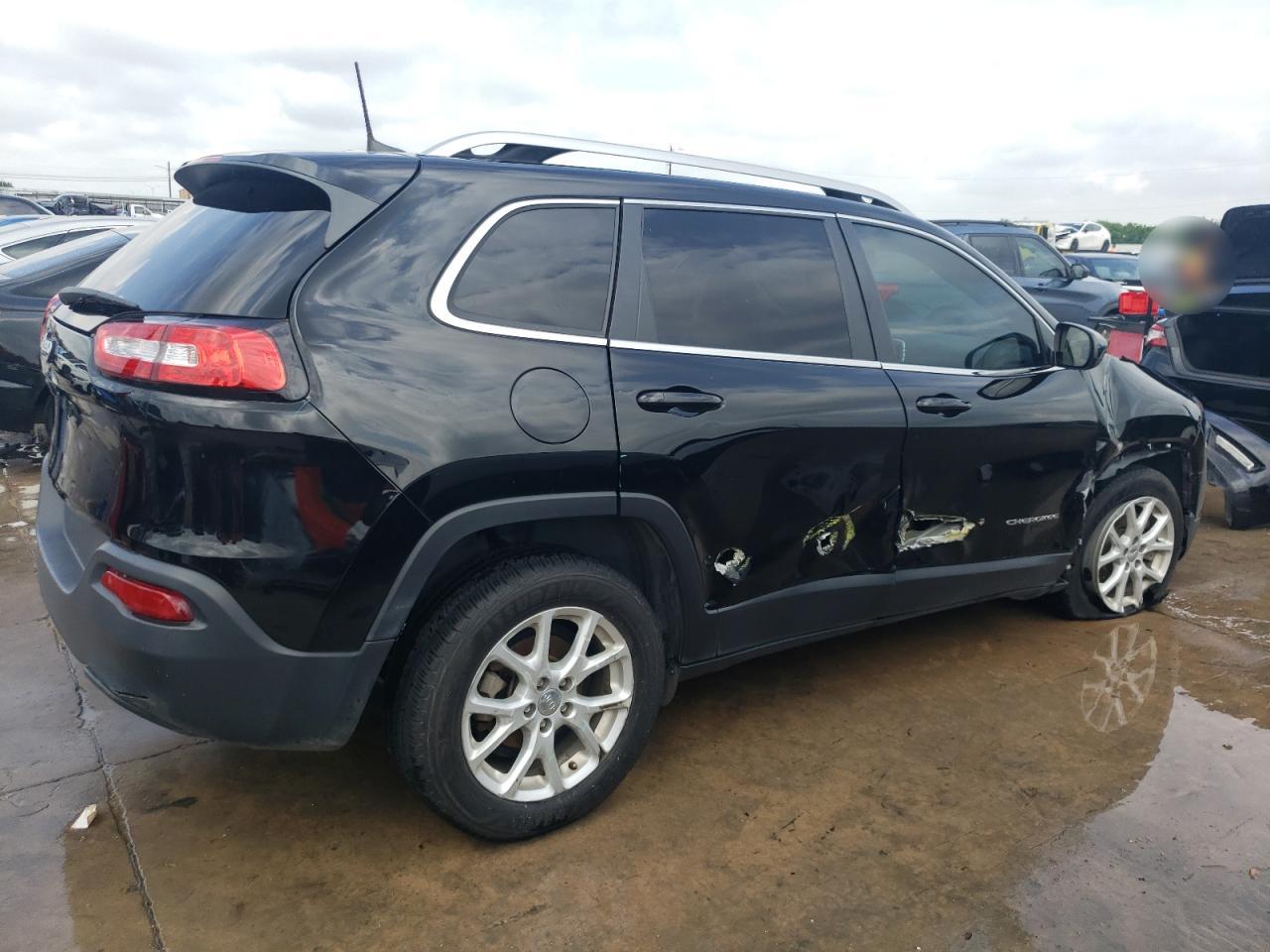 2018 Jeep Cherokee Latitude Plus vin: 1C4PJLLB2JD538204