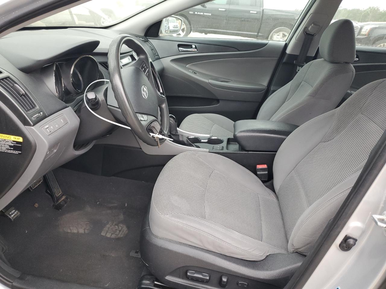 5NPEB4AC0DH676005 2013 Hyundai Sonata Gls