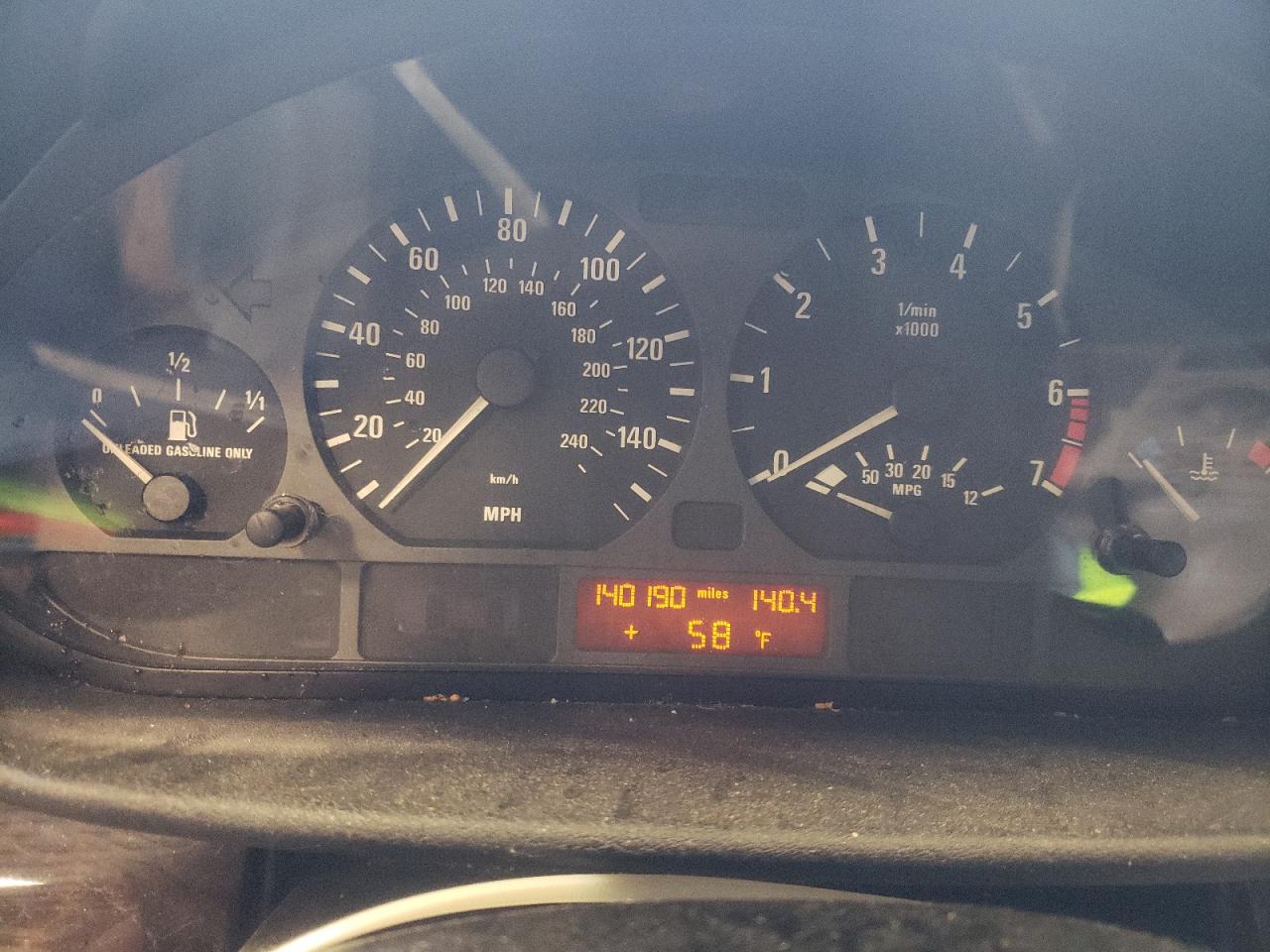 WBAEU33412PF71694 2002 BMW 325 Xi