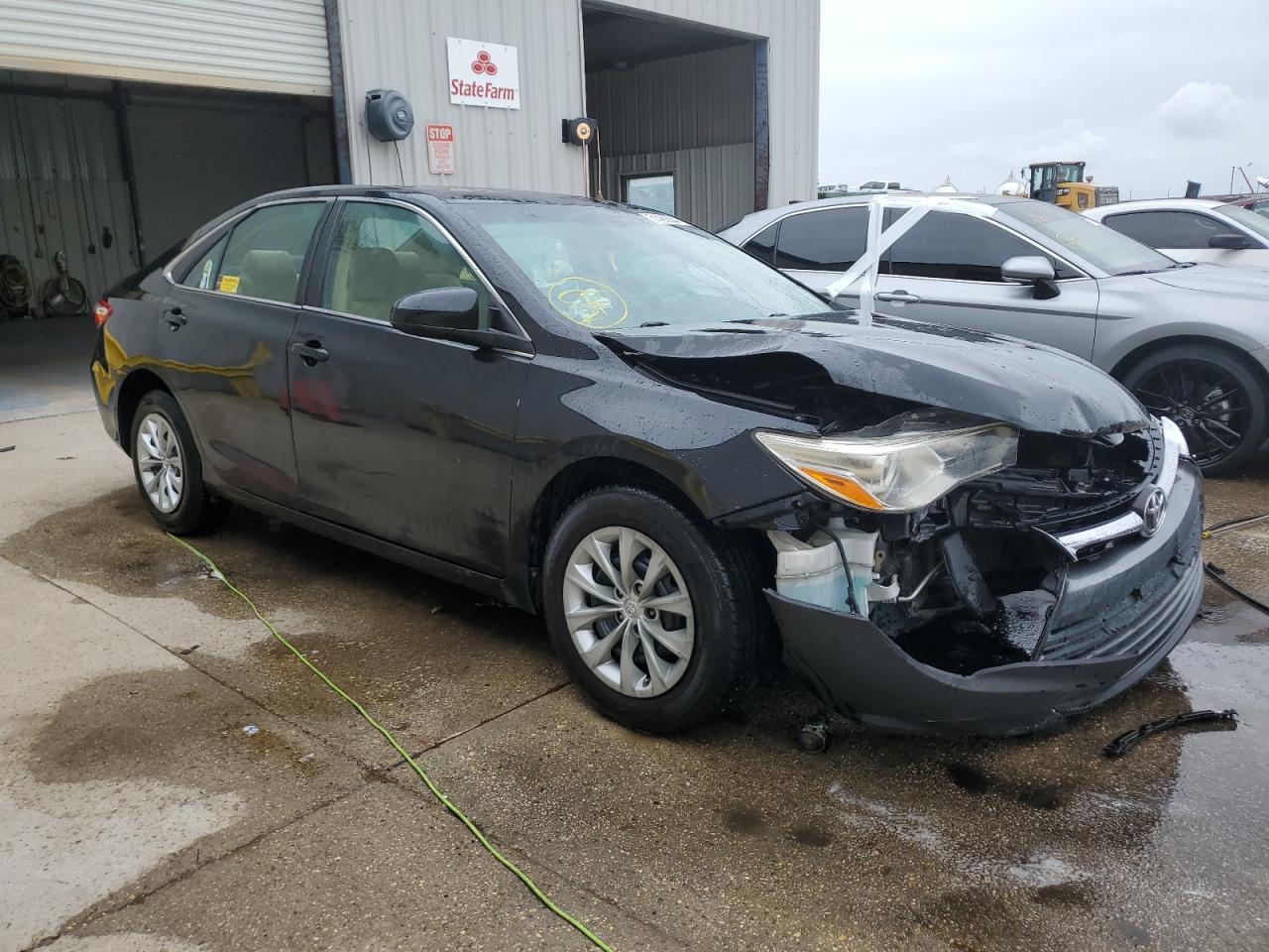 4T1BF1FK6HU391631 2017 Toyota Camry Le