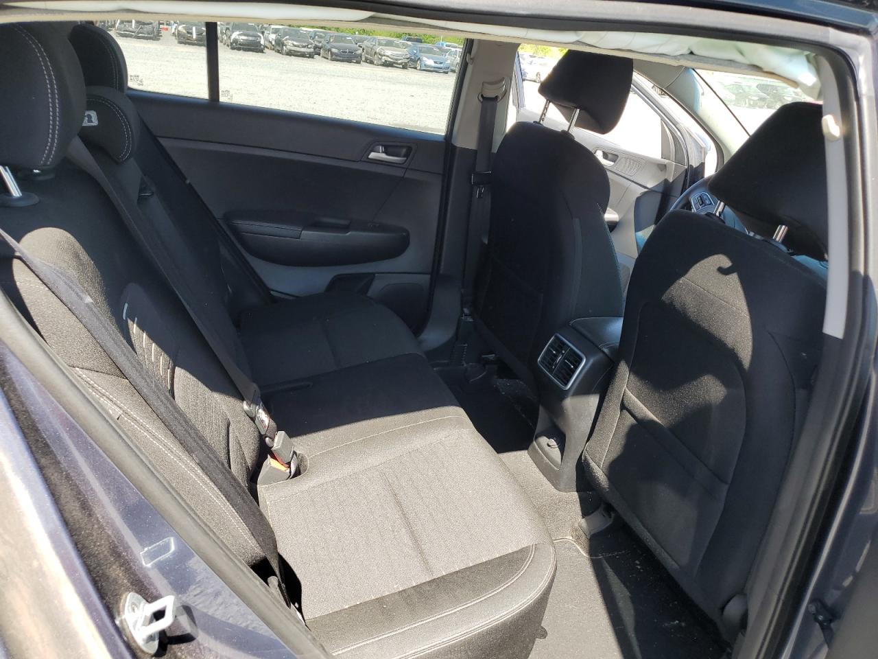 KNDPMCAC6J7311454 2018 Kia Sportage Lx