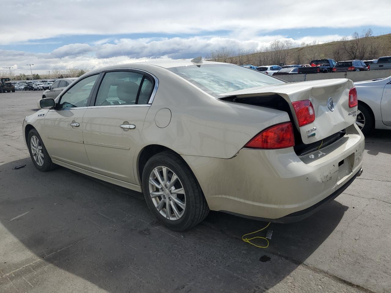 1G4HC5EM7BU127886 2011 Buick Lucerne Cxl