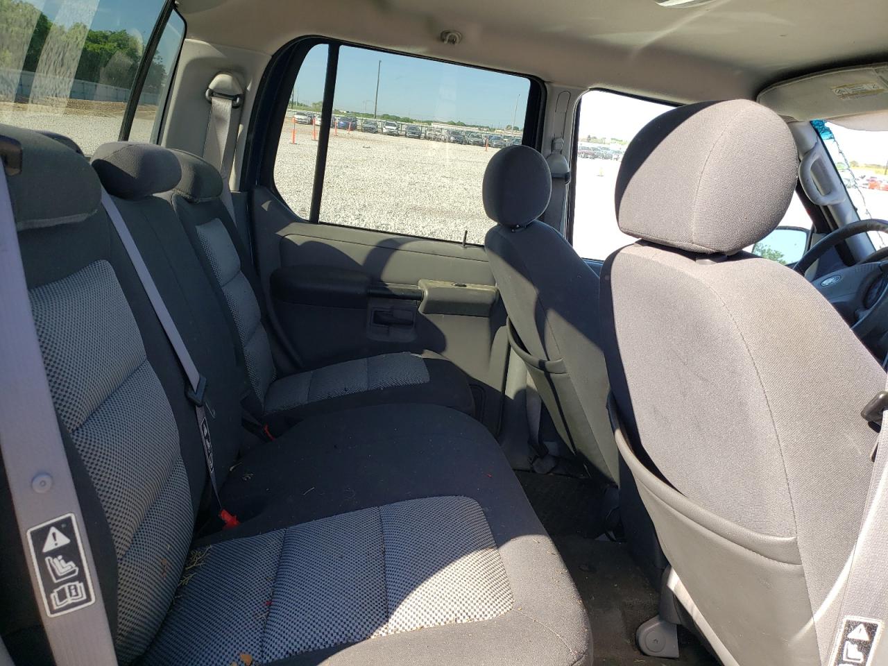 1FMZU67K64UA90397 2004 Ford Explorer Sport Trac