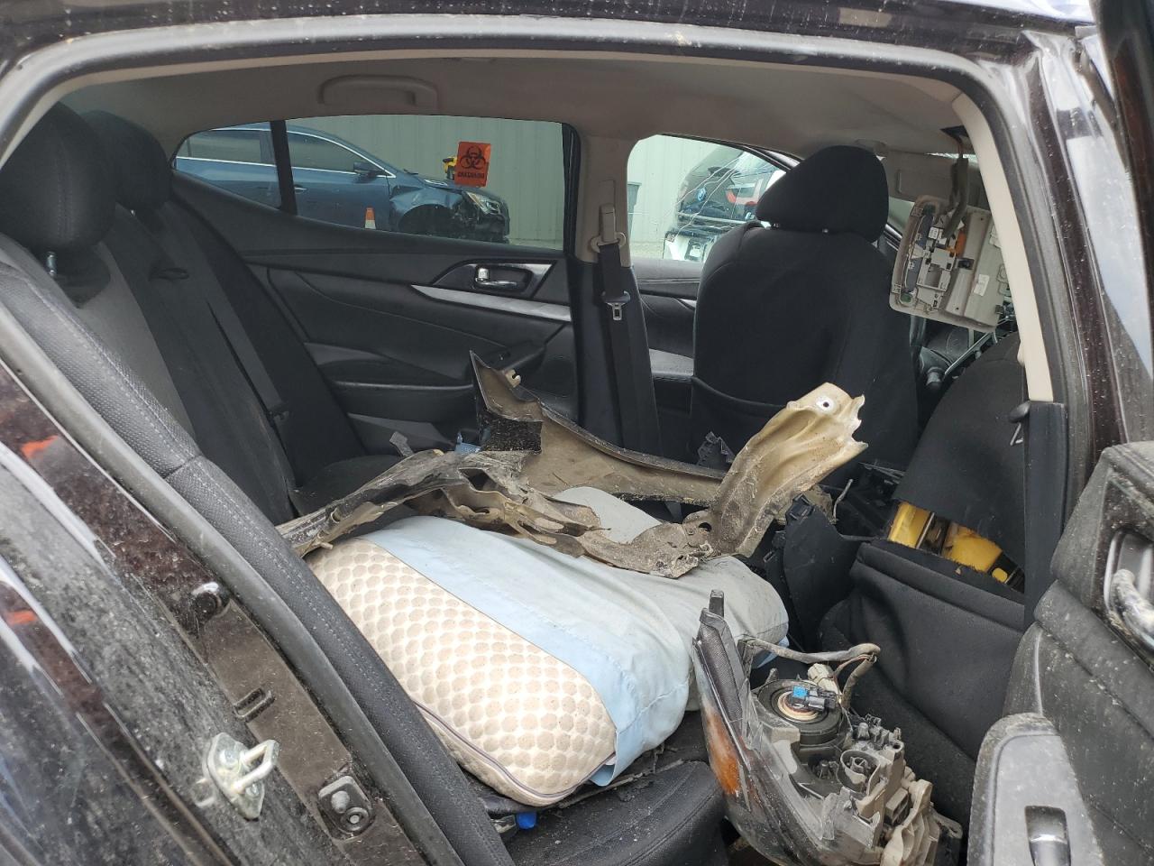 1N4AA6AP0HC397869 2017 Nissan Maxima 3.5S