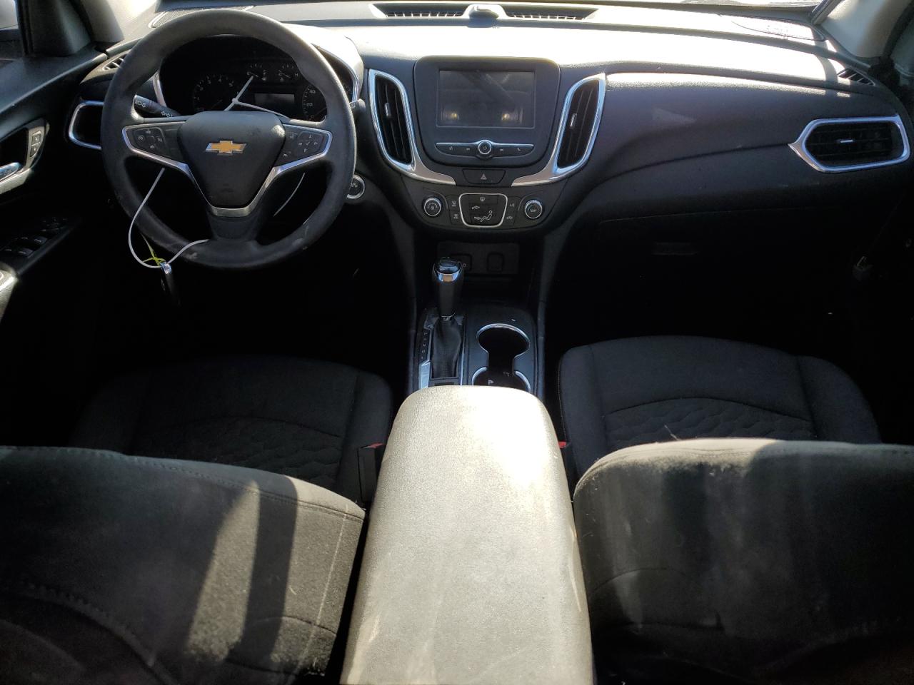 3GNAXJEV4JS556341 CHEVROLET EQUINOX 2018