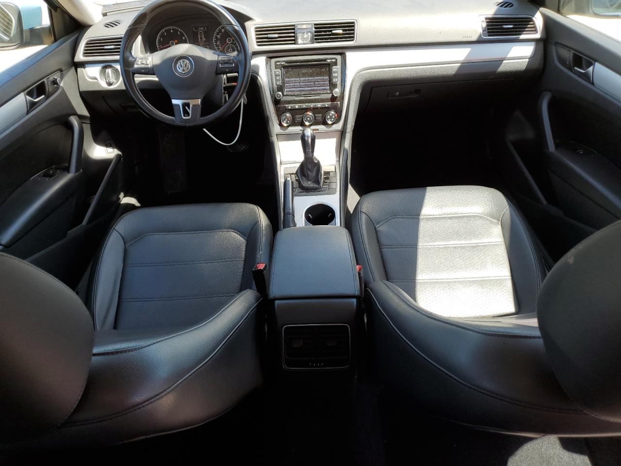 1VWBP7A36DC128492 2013 Volkswagen Passat Se