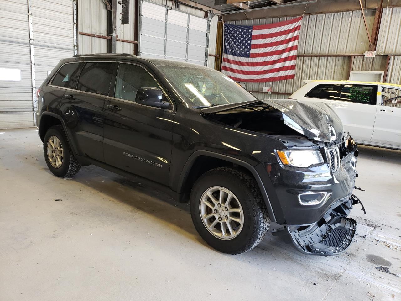 1C4RJFAG4JC180134 2018 Jeep Grand Cherokee Laredo