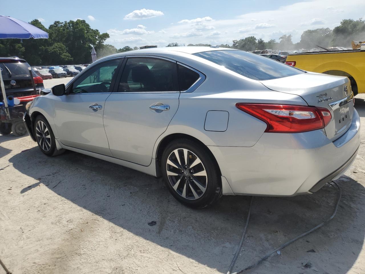 1N4AL3AP9HC172018 NISSAN ALTIMA 2017