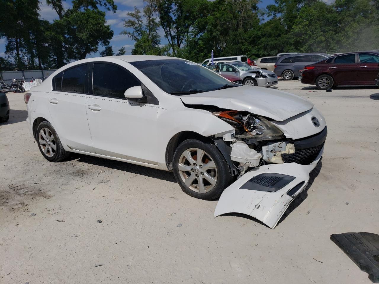 JM1BL1VF9B1360190 2011 Mazda 3 I