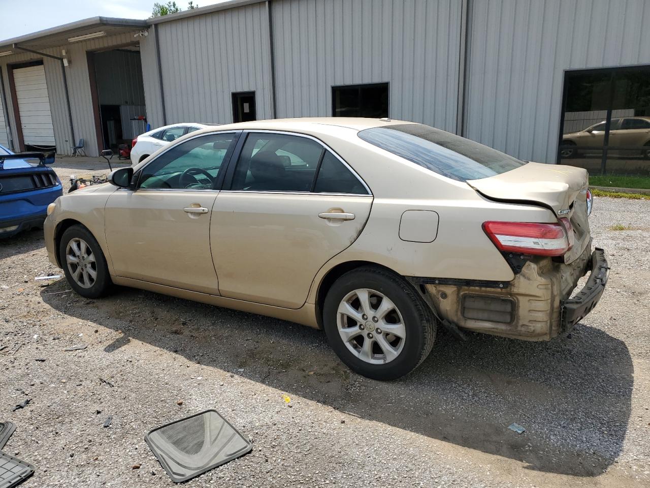 4T1BF3EK2BU226096 2011 Toyota Camry Base