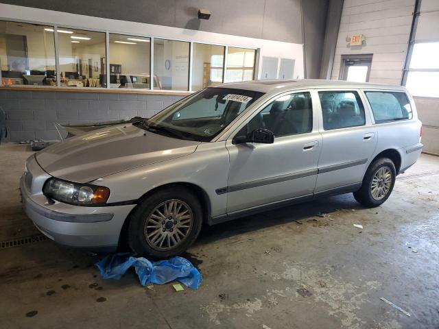 Lot #2516924565 2004 VOLVO V70 salvage car