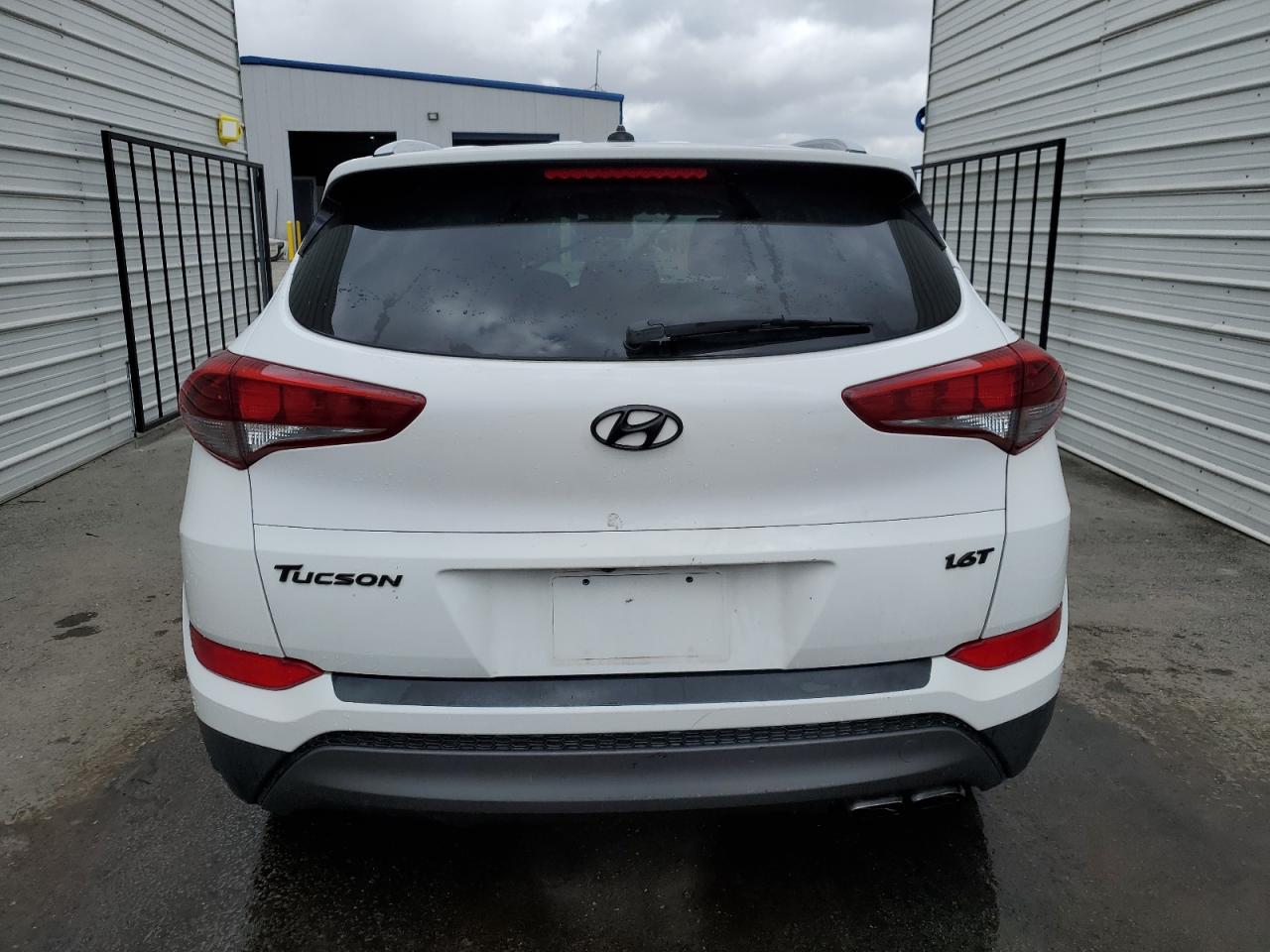 KM8J33A25GU106956 2016 Hyundai Tucson Limited