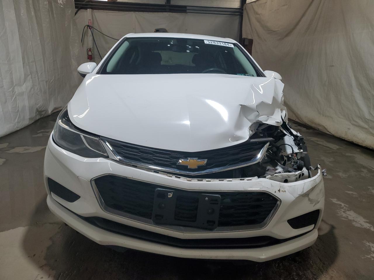 3G1BE6SM5JS611688 2018 Chevrolet Cruze Lt