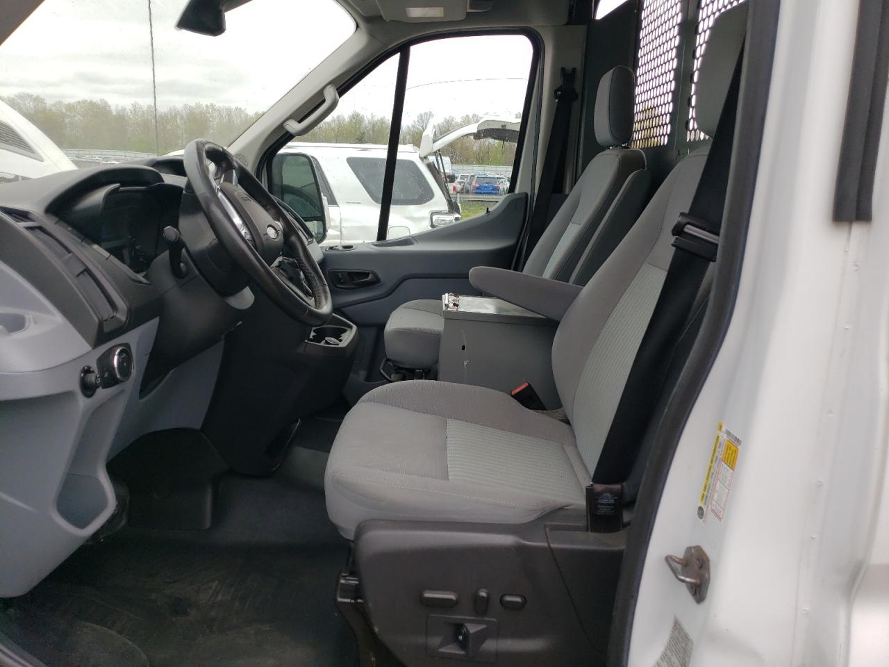 1FTYR2CG3HKB32635 2017 Ford Transit T-250