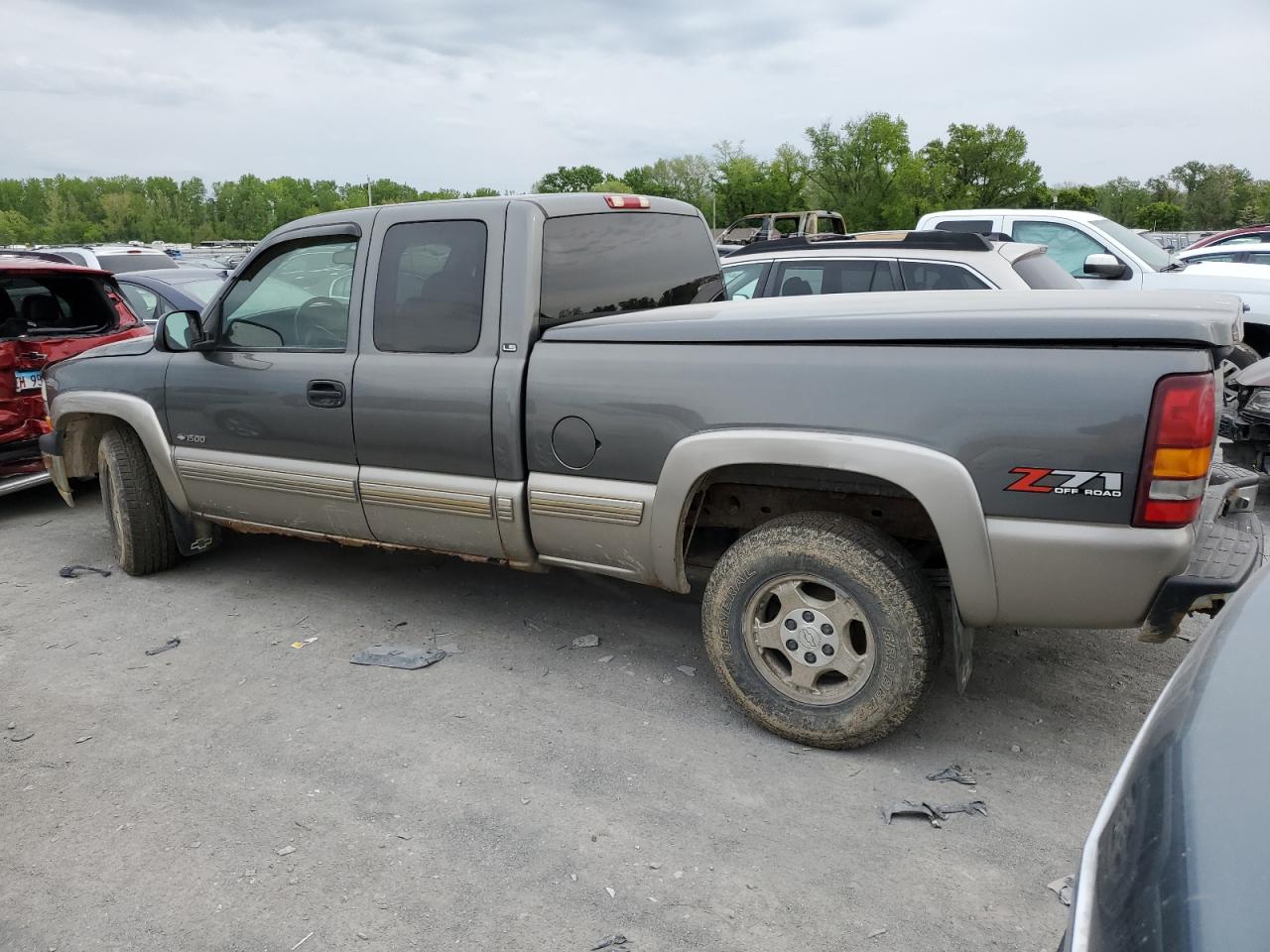 2GCEK19TX21163460 2002 Chevrolet Silverado K1500