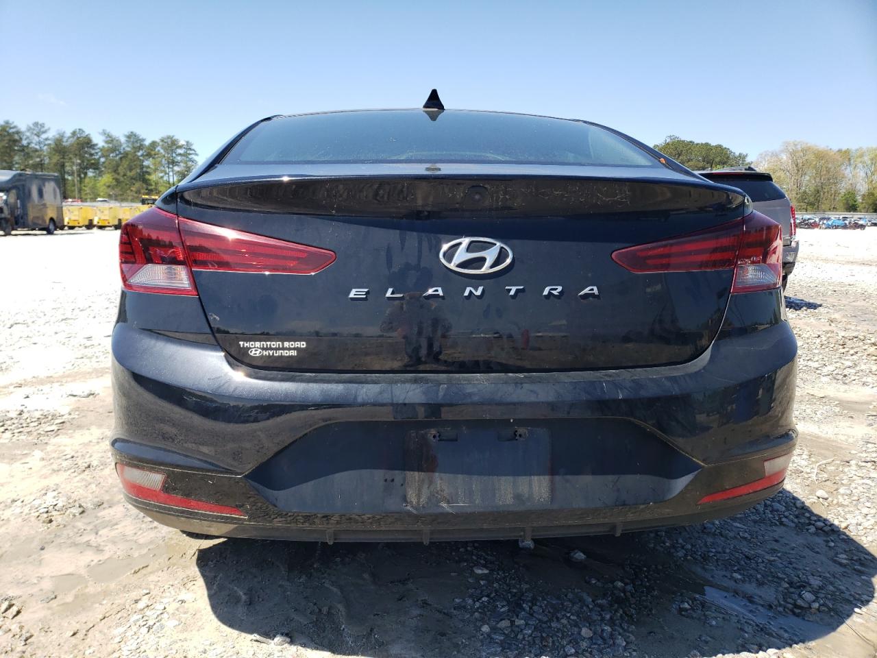 2020 Hyundai Elantra Sel vin: 5NPD84LF2LH566718