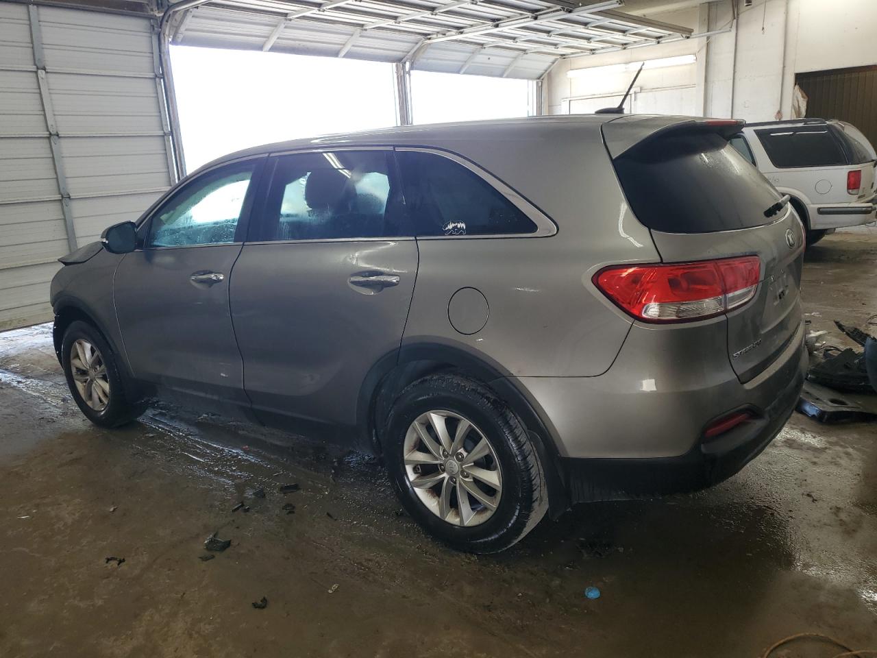 2017 Kia Sorento Lx vin: 5XYPG4A33HG285373