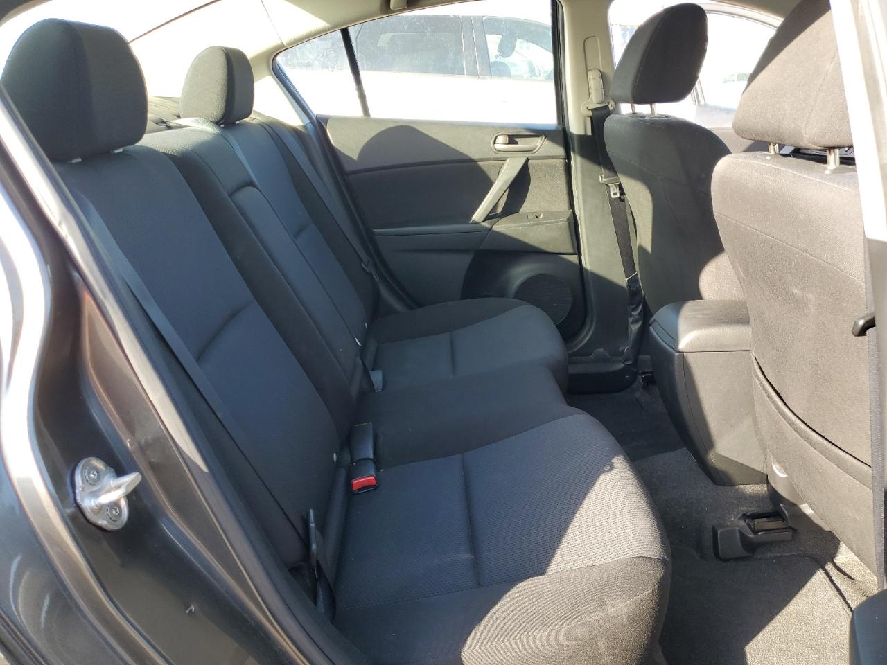 JM1BL1VFXB1473016 2011 Mazda 3 I