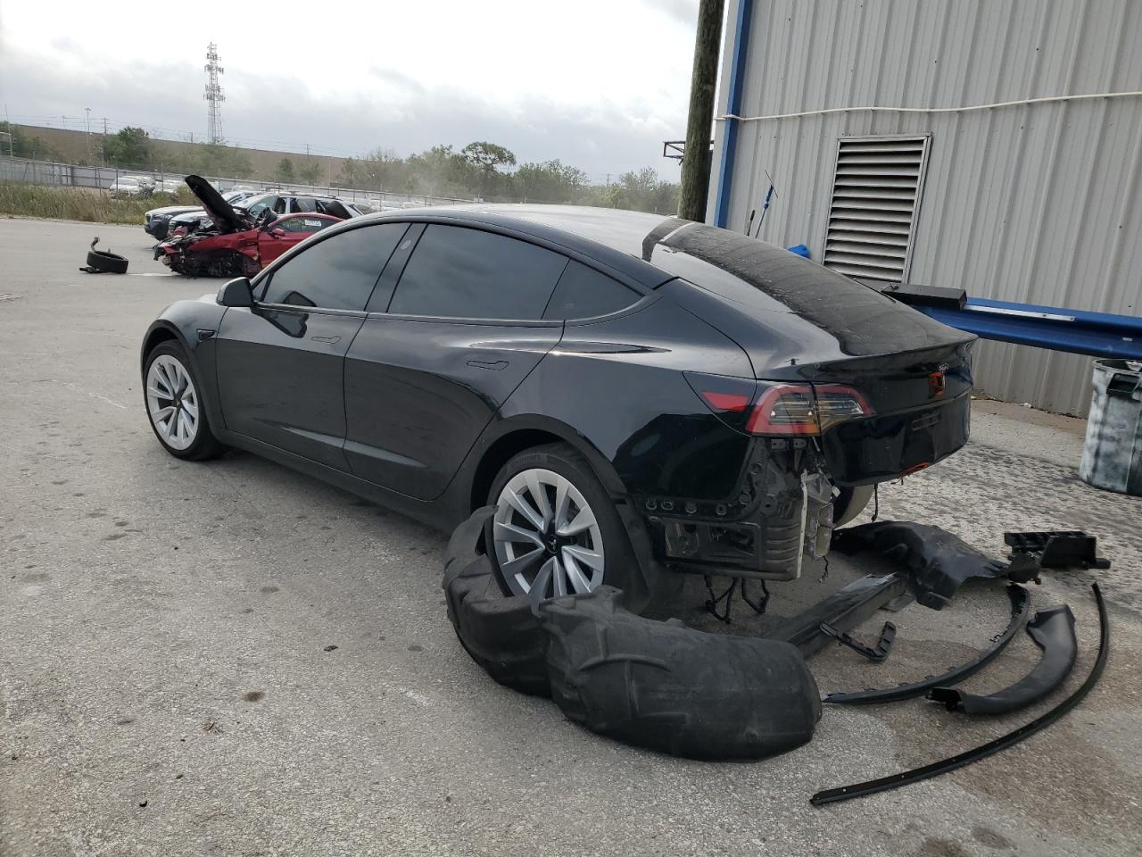 2023 Tesla Model 3 vin: 5YJ3E1EA8PF490138