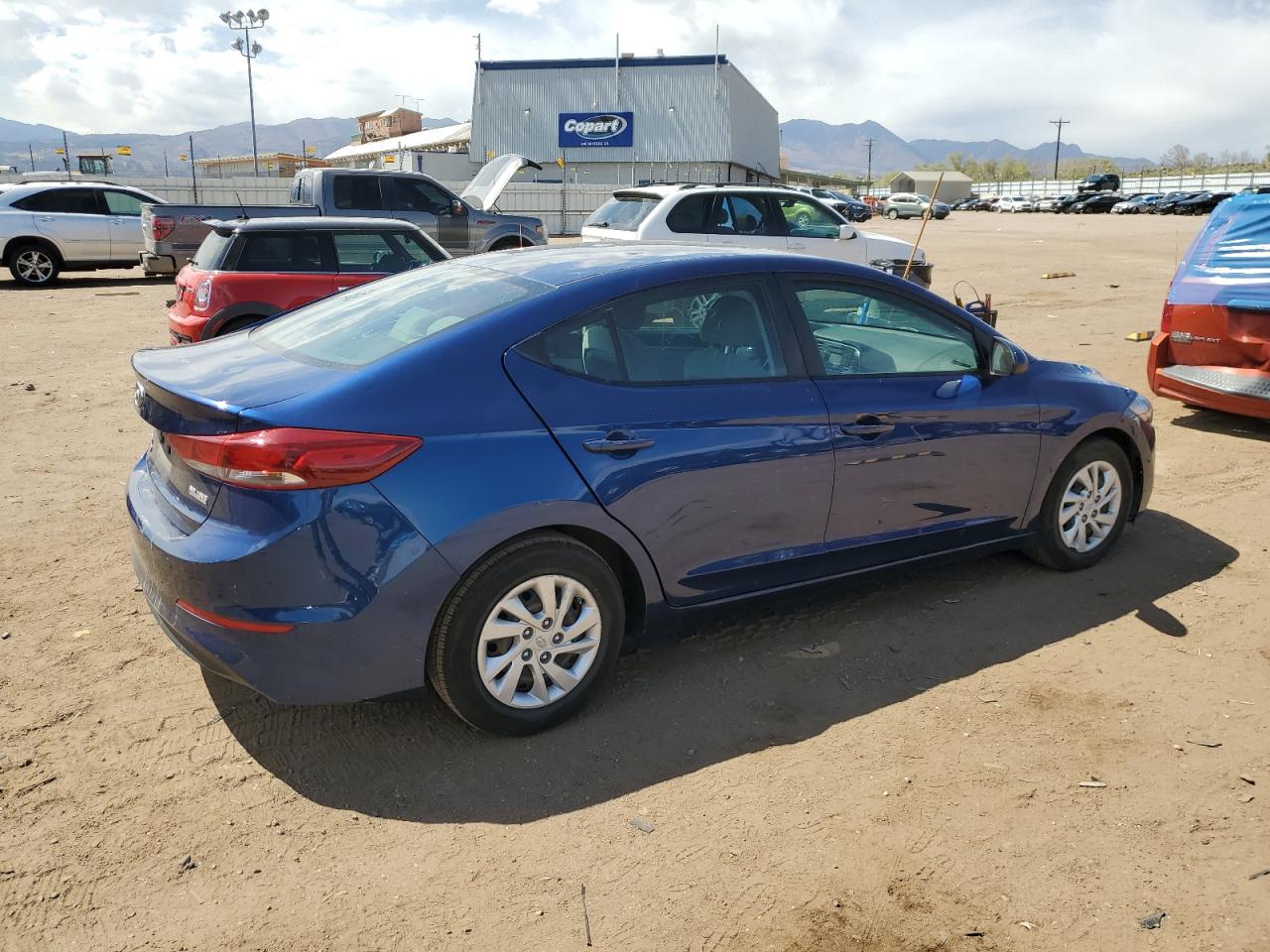 2018 Hyundai Elantra Se vin: 5NPD74LF9JH353040