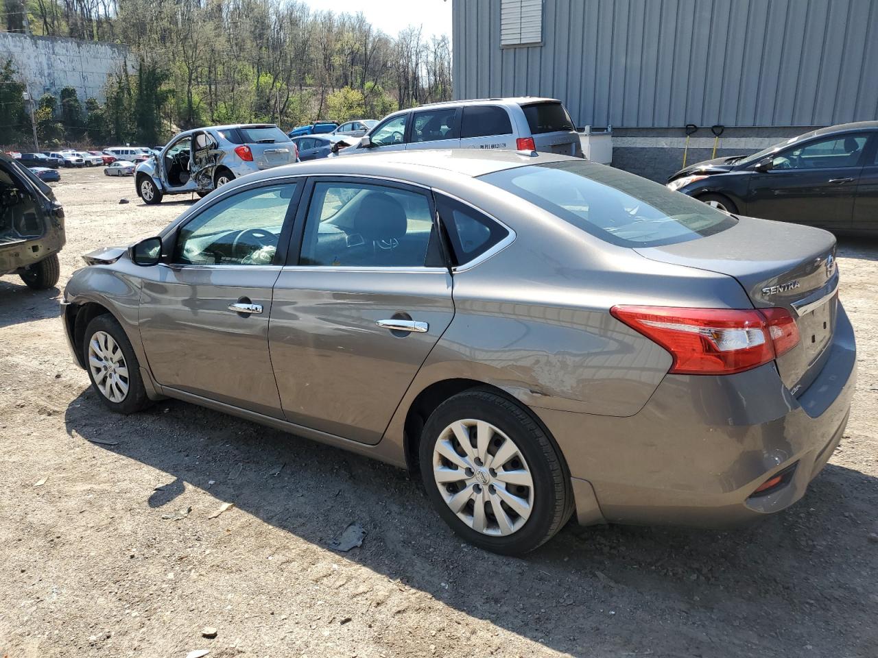 3N1AB7AP8GY324822 2016 Nissan Sentra S