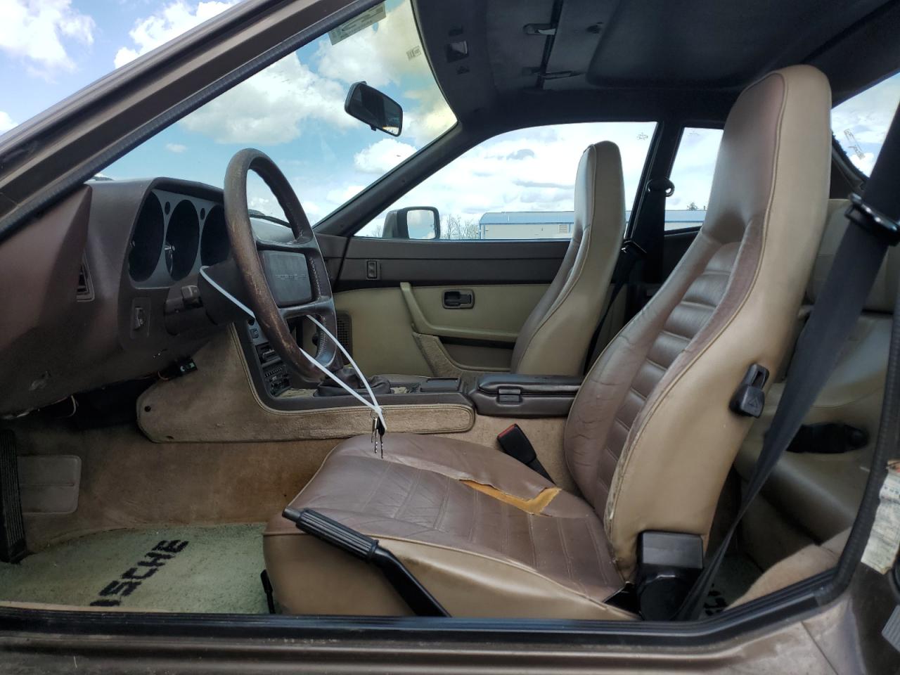 wp0aa0949en453664 WP0AA0949EN453664 1984 Porsche 944