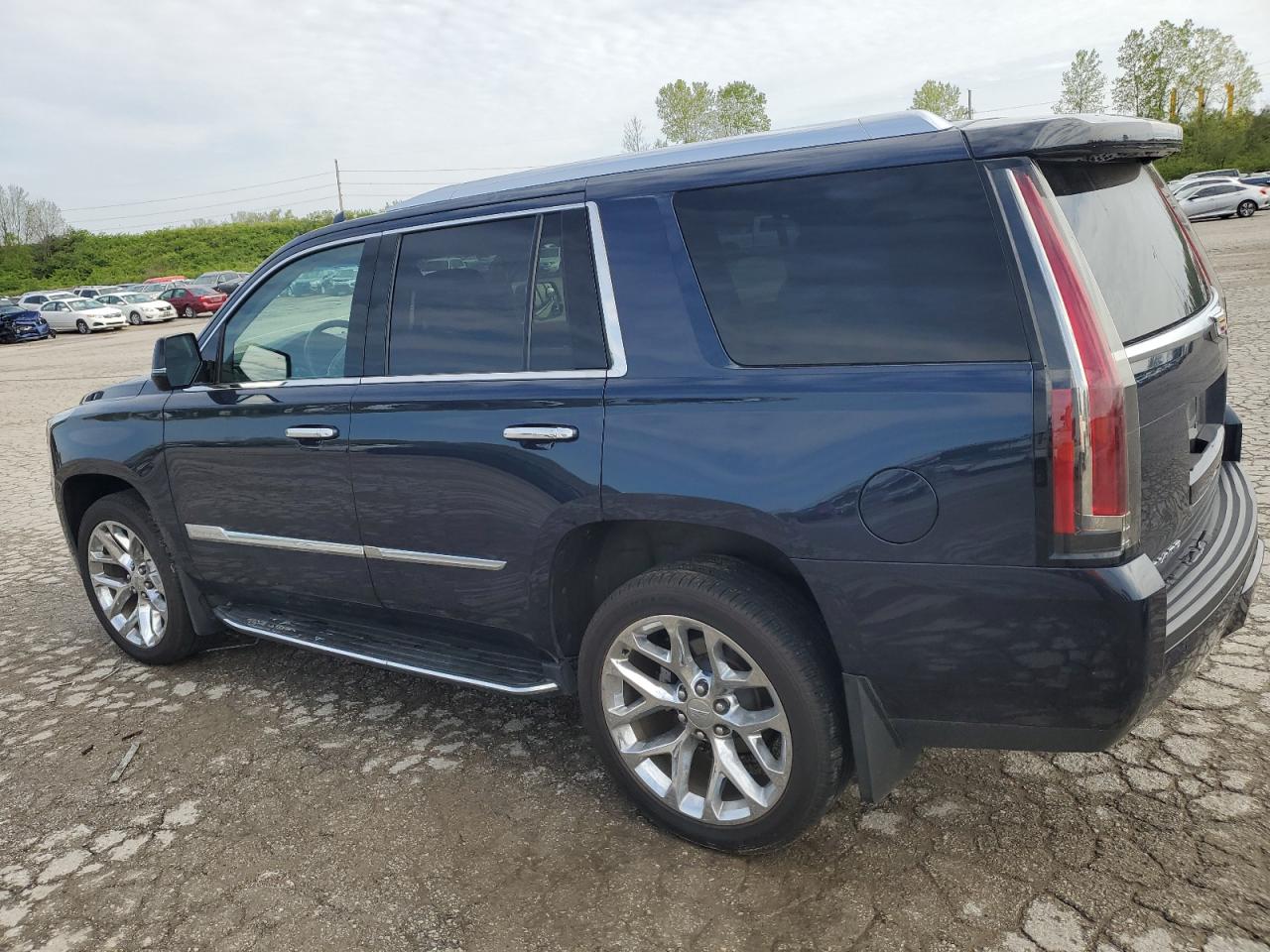 1GYS4BKJ4HR260580 2017 Cadillac Escalade Luxury