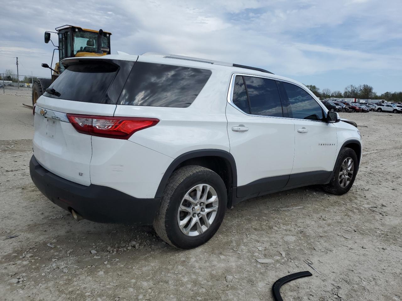 1GNEVGKW9JJ113921 2018 Chevrolet Traverse Lt