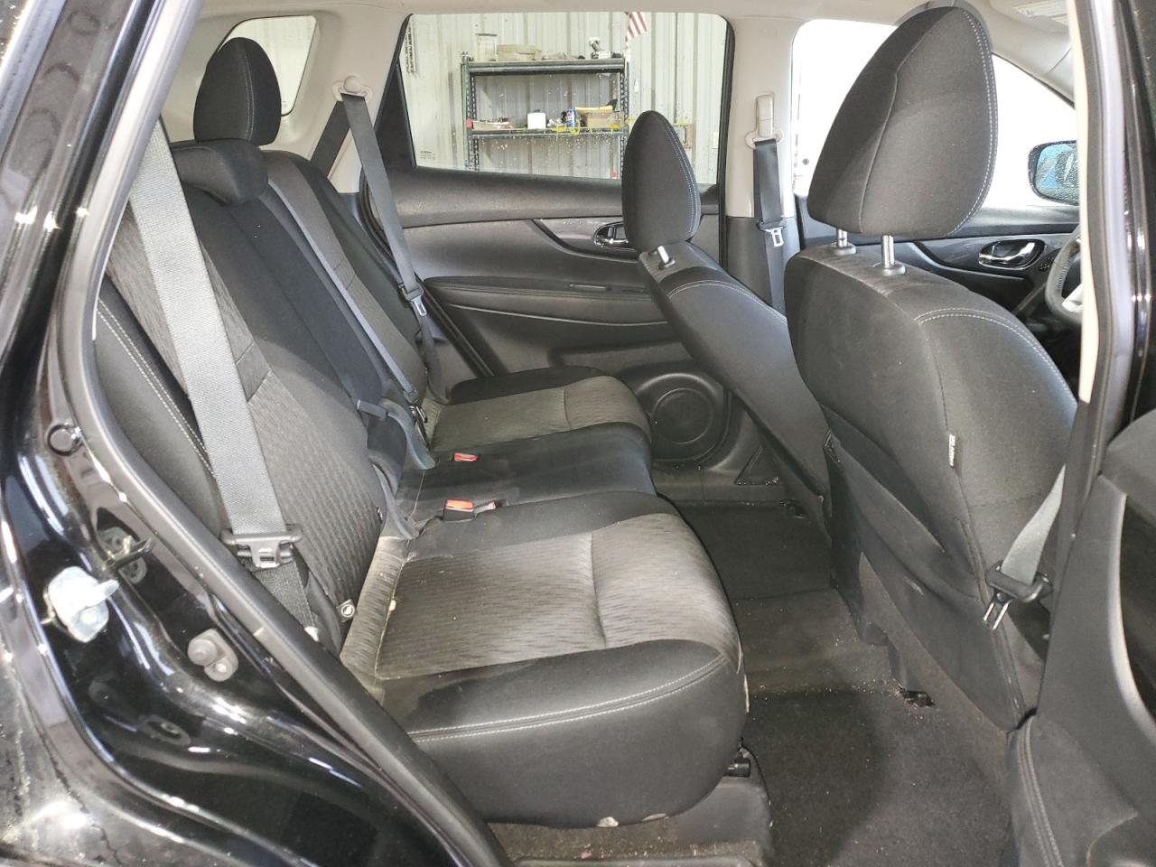 KNMAT2MV1HP611316 NISSAN ROGUE 2017