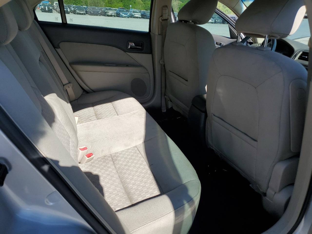 3FAHP0HA3AR304054 2010 Ford Fusion Se