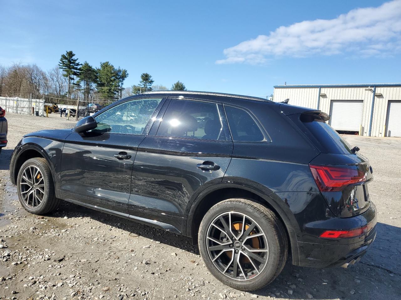 WA1B4AFYXN2116361 2022 Audi Sq5 Premium Plus