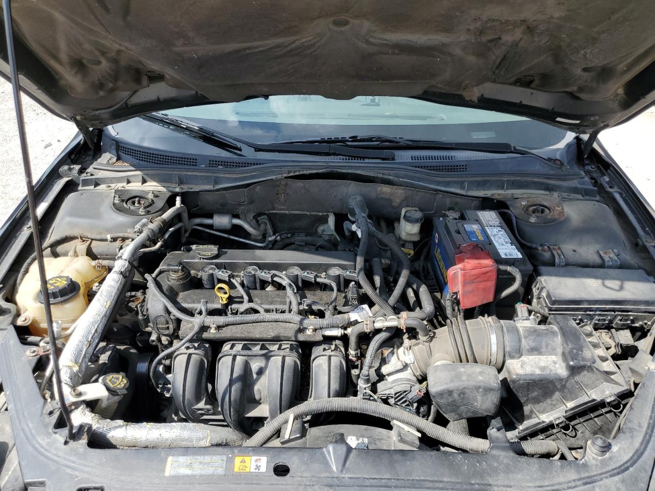 3FAHP0HA2AR147343 2010 Ford Fusion Se