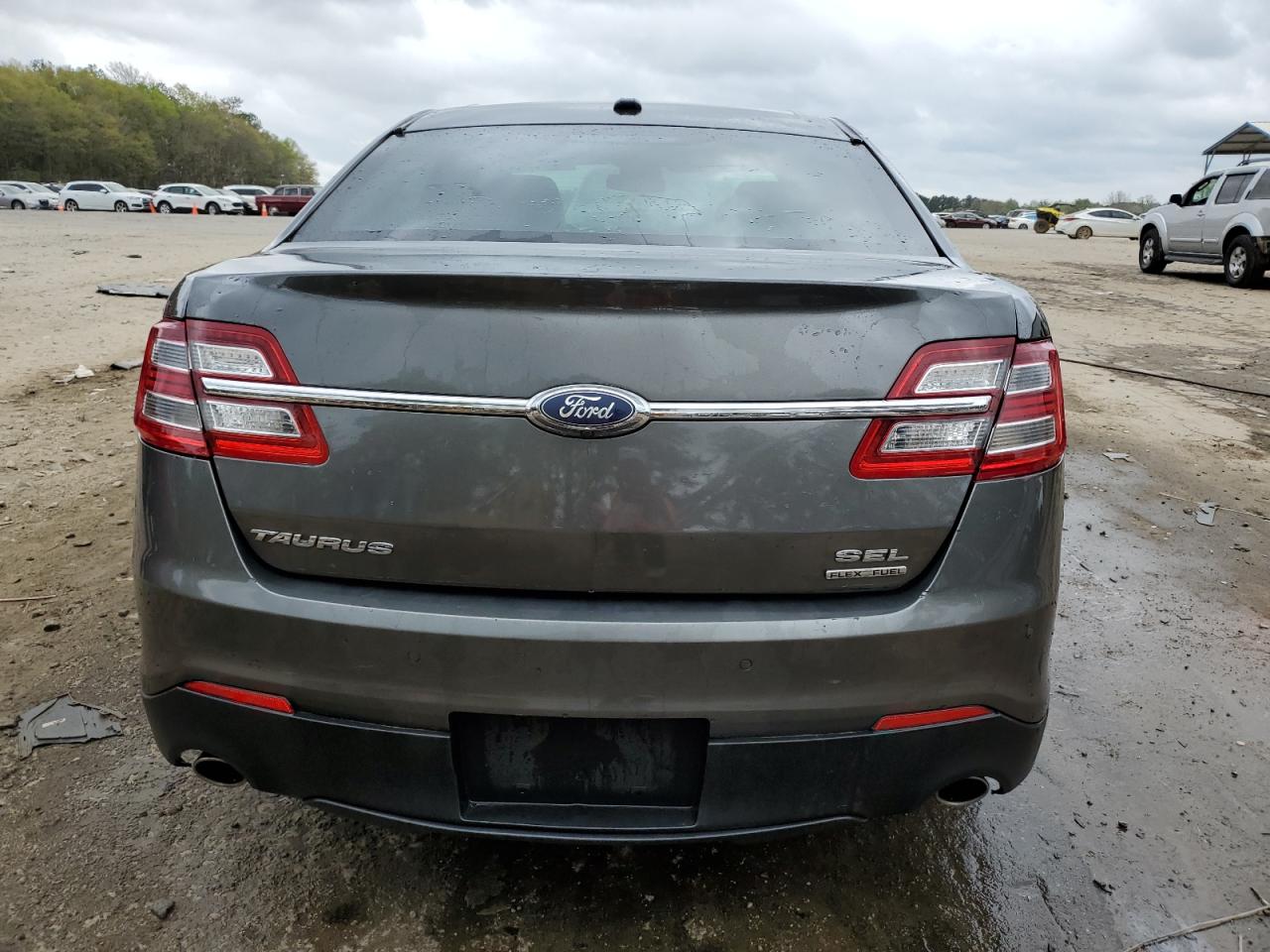 1FAHP2E87HG127376 2017 Ford Taurus Sel